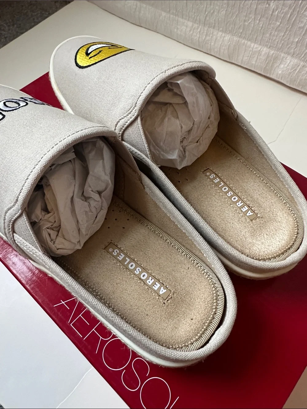 Aerosoles Beige Slip-On Canvas Mules with “HAPPY HOUR